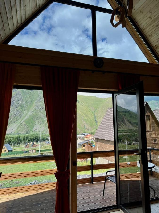 Kazbegi Inn Cottages Exterior photo