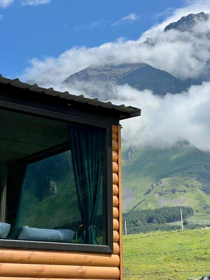 Kazbegi Inn Cottages Exterior photo